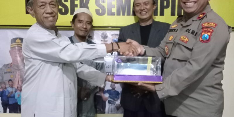 NGOPI (Ngopeni Ati) dan Ngaji Bareng Bersama Kapolsek Semampir