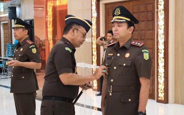 Kajati Jatim Pimpin Sertijab Arya Wicaksana, Menjabat Kejari Kota Batu