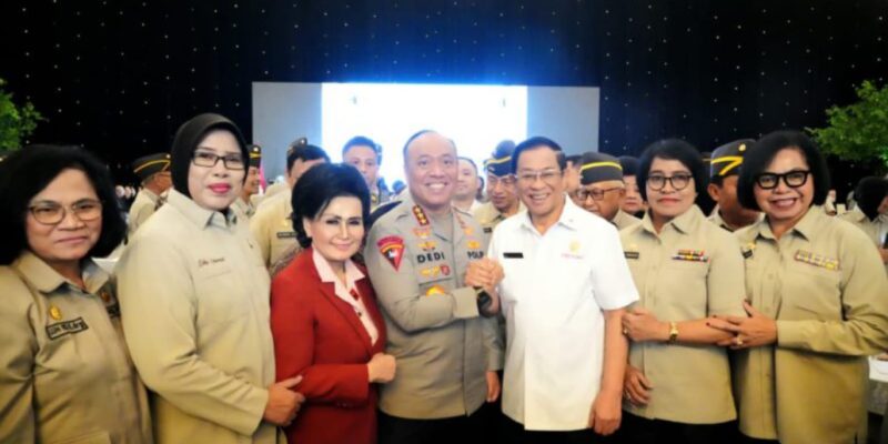 Agum Gumelar Berkunjung ke Wakapolri: Kedudukan Polri di Bawah Presiden