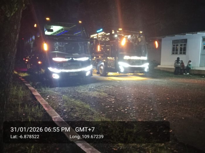 LPKM Kritik DPU TARU Pekalongan: Lamban Perbaiki Jalan Rusak , Diduga Malah Piknik ke Jakarta