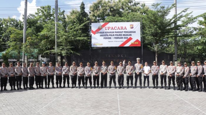 Gelar Upacara Kenaikan Pangkat Pengabdian, Kapolres Nganjuk Apresiasi Terapkan Dedikasi Anggota Polri