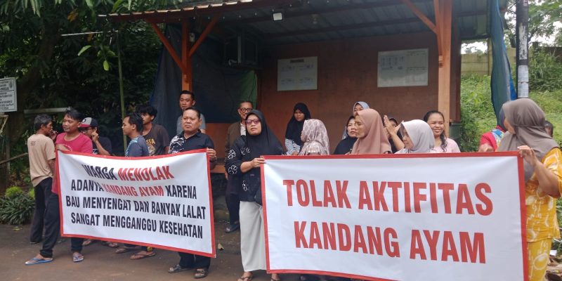 Warga Perum Citra Harmoni Rowobelang Tolak Kandang Ayam Petelur, Bau dan Lalat Picu Protes