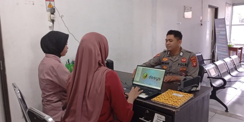 Sidokkes Polresta Palangka Raya Berikan Layanan Kesehatan bagi Personel dan Masyarakat