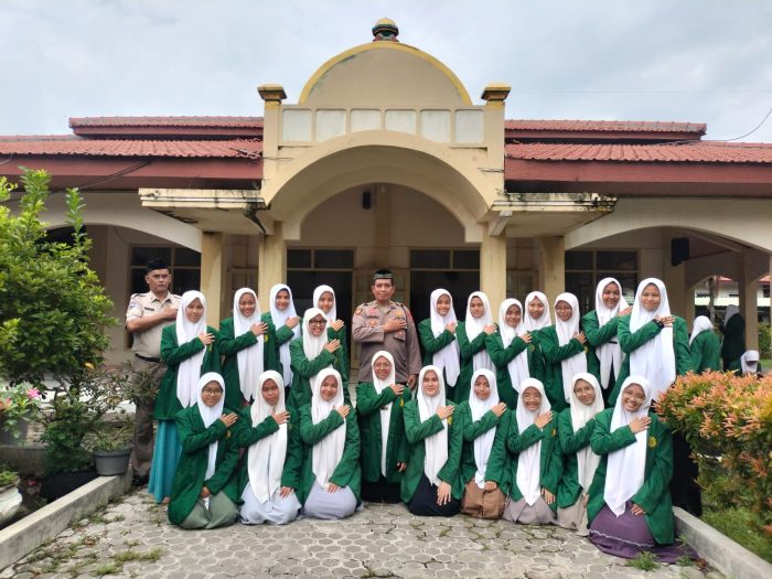 Dakwah Ramadhan, Polres Pasuruan Bina Santriwati PERSIS Putri Bangil