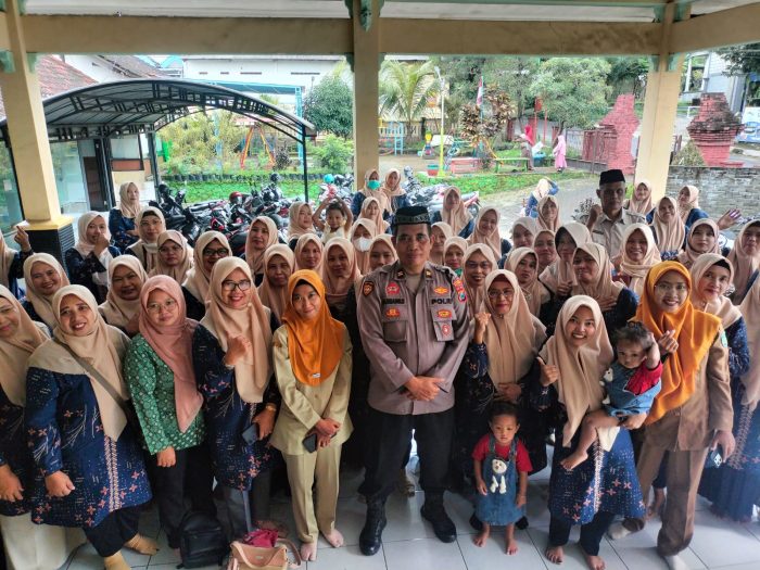 Safari Ramadan, Polisi Ingatkan Bahaya Narkoba Hingga Pinjol Ilegal ke Kader Posyandu