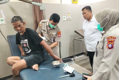 Sattahti Polresta Palangka Raya Kawal Pemeriksaan Kesehatan Tahanan di RS Bhayangkara