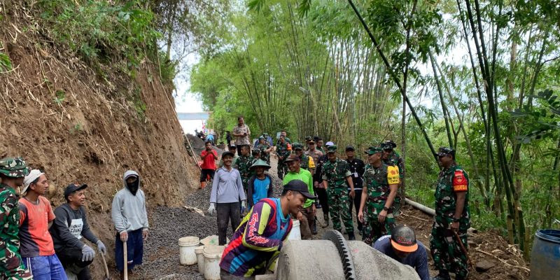Tim Wasev Tinjau Langsung Sasaran TMMD 127 Kodim Wonogiri Desa Kembang
