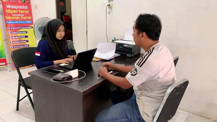 Sidokkes Polresta Palangka Raya Berikan Pelayanan Kesehatan dan Pemeriksaan Tahanan di Klinik