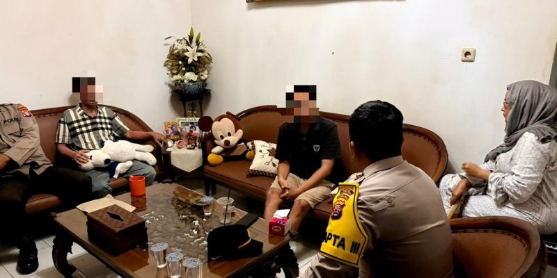 Respon Cepat Laporan Warga, SPKT dan Piket Fungsi Polresta Palangka Raya Mediasi Keributan Keluarga