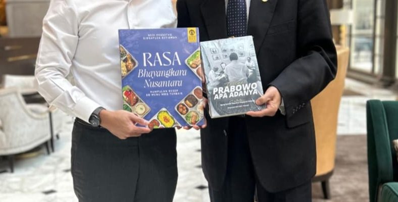 Buku Rasa Bhayangkara Nusantara Hadir Di Amerika Serikat Sebagai Instrumen Diplomasi Kultural Presiden Prabowo