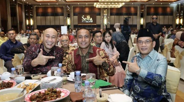 Wali Kota Lubuk Linggau dan Bupati Muratara Hadiri Lepas Sambut Danrem 044/Gapo