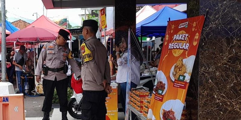 Polres Ngawi Patroli Pasar Pastikan Harga dan Stok Bapokting Aman