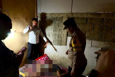 Personel Polresta Palangka Raya Tindaklanjuti Penemuan Mayat di Jalan Rajawali Km 5,5