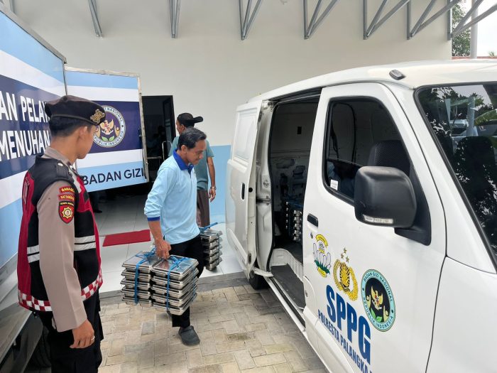 Kawal Program MBG, Satsamapta Polresta Palangka Raya Pastikan Distribusi Aman dan Lancar