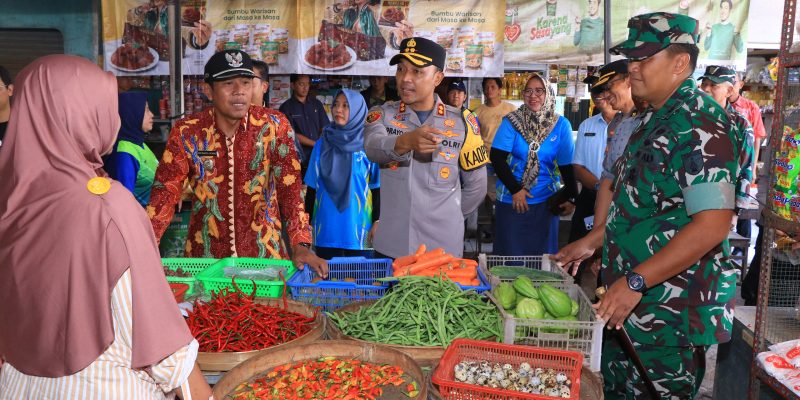 Polres Ngawi Bersama Pemkab Sidak Pasar Jaga Stabilitas Harga dan Ketersediaan Bapokting