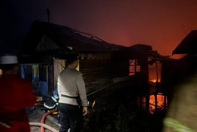 Tangani Kebakaran di Jalan Dr. Murjani, Pamapta III: Kerugian Ditaksir 2 Miliar