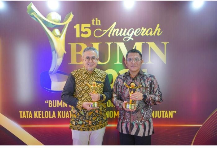 Prestasi Gemilang! Semen Baturaja Raih 2 Penghargaan Best Corporate dan Best CEO di Anugerah BUMN 2026