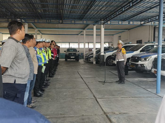 Pimpin Apel Ops Ketupat Telabang 2026, Dirlantas Polda Kalteng Tekankan Pelayanan Mudik Aman