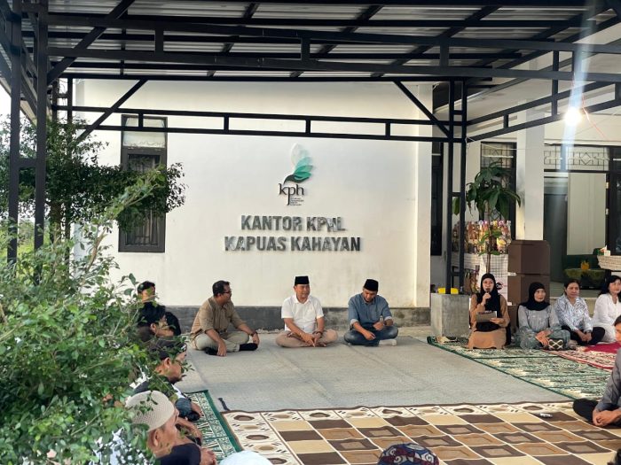 Kolaborasi CSR, Mushola Al-Ikhlas di Lingkungan KPHL Kapuas Kahayan di Resmikan