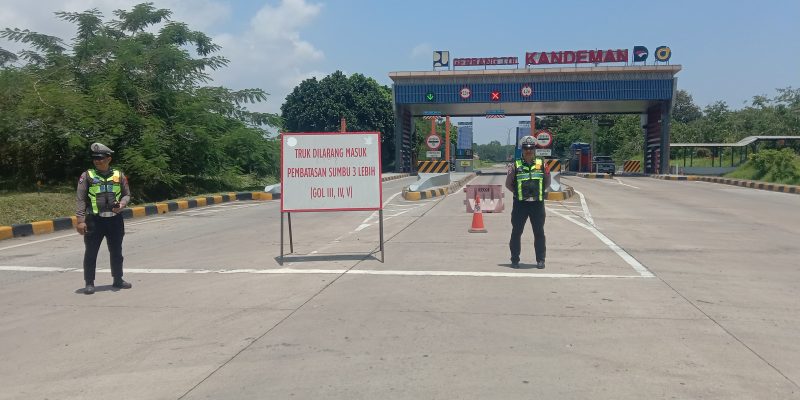 Arus Mudik Lebaran 2026: Polres Batang Mulai Batasi Truk Sumbu Tiga di Exit Tol Kandeman