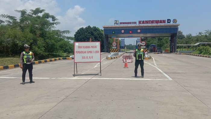 Arus Mudik Lebaran 2026: Polres Batang Mulai Batasi Truk Sumbu Tiga di Exit Tol Kandeman