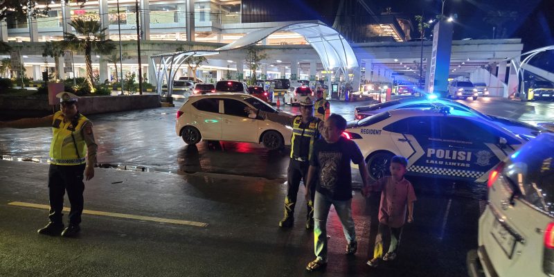 Jamin Keamanan Jelang Idul Fitri 1447 H, Satgas Ops Ketupat Telabang Masifkan Patroli Dialogis di Pusat Keramaian