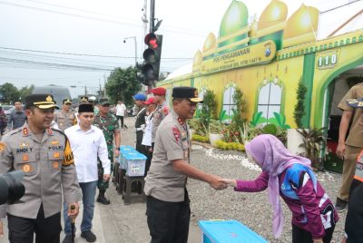 Kapolda Jatim Tinjau Kesiapan Posyan Terpadu Alun – alun Kota dan Pospam Kenanten Mojokerto