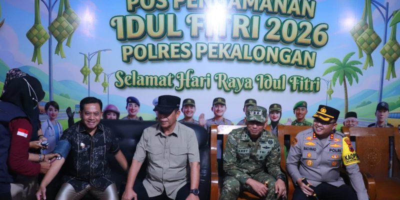 Solid! Plt Bupati, Kapolres, dan Dandim Pekalongan Kompak Cek Pos Pam Jelang Lebaran
