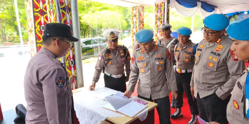 Pos Terpadu Operasi Ketupat Polresta Palangka Raya Sambut Kunjungan Kabidpropam Polda Kalteng