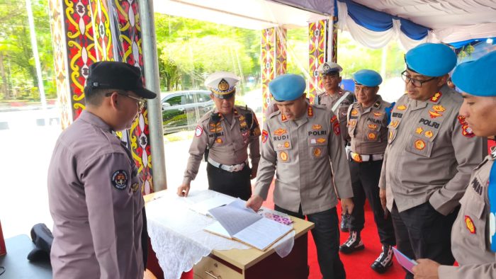 Pos Terpadu Operasi Ketupat Polresta Palangka Raya Sambut Kunjungan Kabidpropam Polda Kalteng