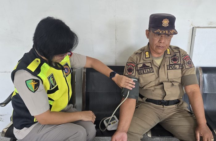 Dukung Kelancaran Arus Balik, Rumkit Bhayangkara Prioritaskan Kesehatan Petugas di Pos Ops Ketupat Telabang 2026