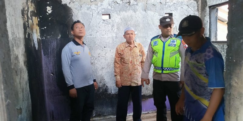 Terminal Listrik Bertumpuk Picu Kebakaran, Kamar Rumah Pensiunan PNS di Lebakbarang Hangus