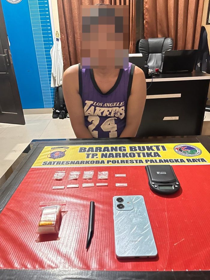 Diduga Edarkan Sabu, AH Digelandang ke Mapolresta Palangka Raya