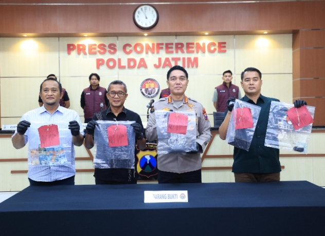 Jaga Ketentraman Ramadhan, Polda Jatim Bongkar Peredaran Bahan Peledak Ilegal