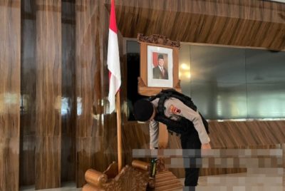 Polres Pekalongan Sterilisasi Gedung Setda Kajen Jelang Penyerahan Surat Gubernur Jateng