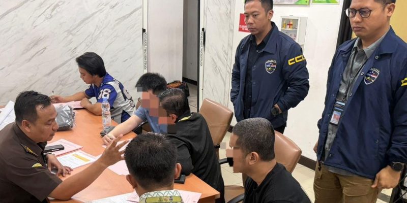 Tahap II Judi Online Dilaksanakan, Bareskrim Polri Serahkan 5 Tersangka dan Barang Bukti Rp55 Miliar ke Jaksa