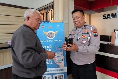 Tak Perlu Antre, Warga Batang Bisa Bayar Pajak Tahunan Sambil Rebahan Lewat Signal