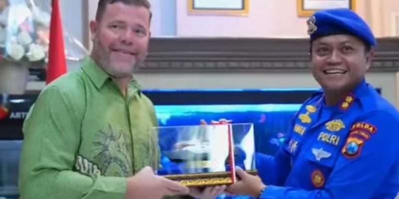 Polda Jatim Raih Penghargaan U.S FWS, Sinergi Internasional Berantas Perdagangan Satwa Liar