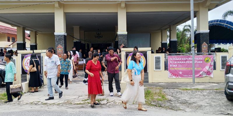 Amankan Ibadah Jumat Agung, Personel Polresta Palangka Raya Siaga di GKE Pangarinah