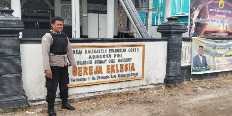 Cek Lokasi Pengamanan, Personel Polresta Palangka Raya Datangi Gereja Eklesia