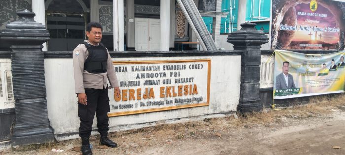 Cek Lokasi Pengamanan, Personel Polresta Palangka Raya Datangi Gereja Eklesia