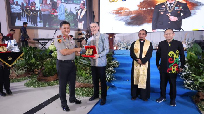 Perkuat Keimanan, Polda Kalteng Gelar Ibadah Paskah