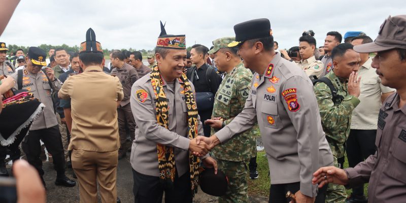 Kapolda Kalteng Sambut Kedatangan Kunjungan Kerja Menhan dan Tim Satgas PKH di Bumi Tambun Bungai