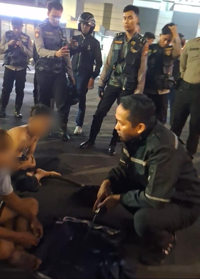 Satsamapta Polrestabes Surabaya Gagalkan Tawuran Gangster, 8 Pelaku Diamankan