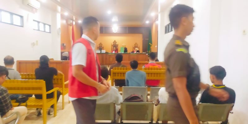 Sidang Dugaan Kasus Pembobolan 16,4 Miliar Bank Kalteng Kembali di Tunda