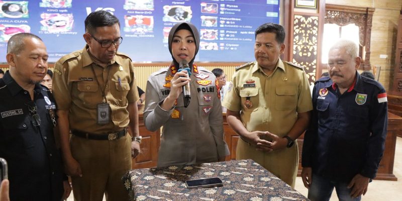 Kapolres Veronica Dorong Generasi Muda Berprestasi Lewat Turnamen E-Sports Batang