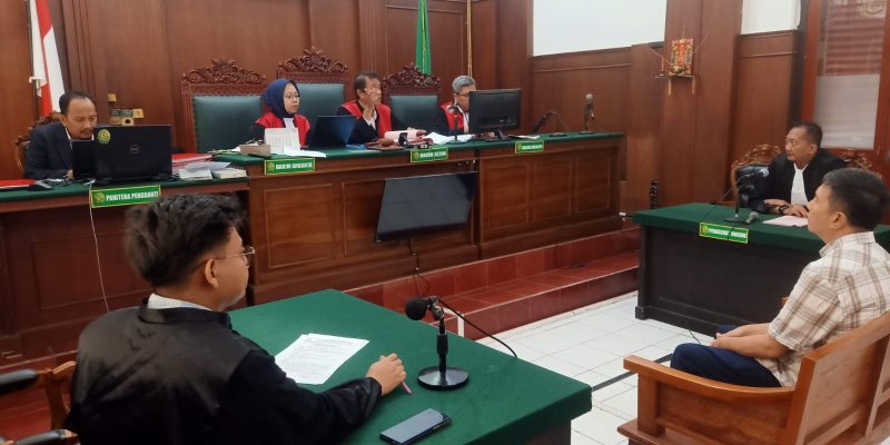 JPU Tuntut 3 Tahun 10 Bulan, Hakim Perintahkan Status Hermanto Oerip Tahanan Rutan