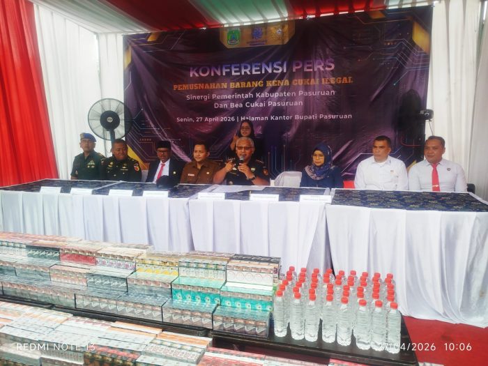 Pemkab Pasuruan Bersama Bea Cukai Pasuruan Musnahkan Barang Kena Cukai Ilegal