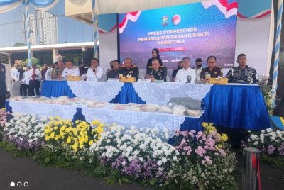 Polda Jatim Musnahkan Barang Bukti Narkotika Lintas Internasional dan Surabaya Zona Hitam Kerawanan
