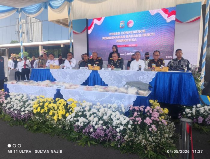 Polda Jatim Musnahkan Barang Bukti Narkotika Lintas Internasional dan Surabaya Zona Hitam Kerawanan